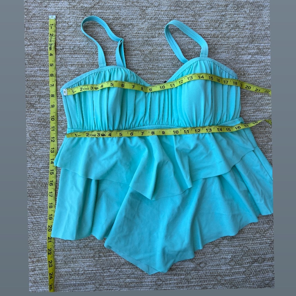Torrid V shape layered tankini rusted. bust aqua blue turquoise size 1 - Picture 8 of 9